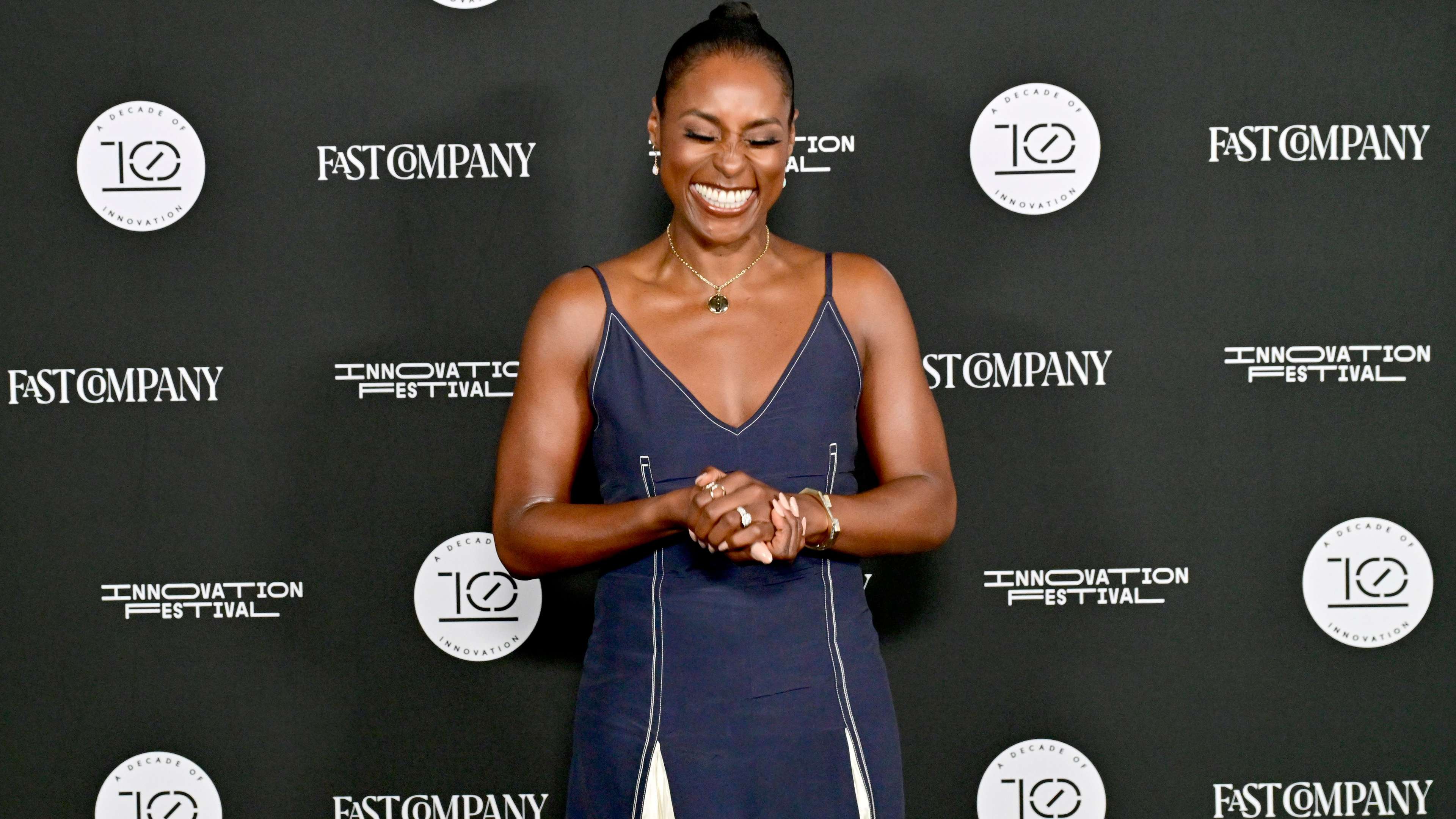 与纳赛尔的 与纳赛尔的